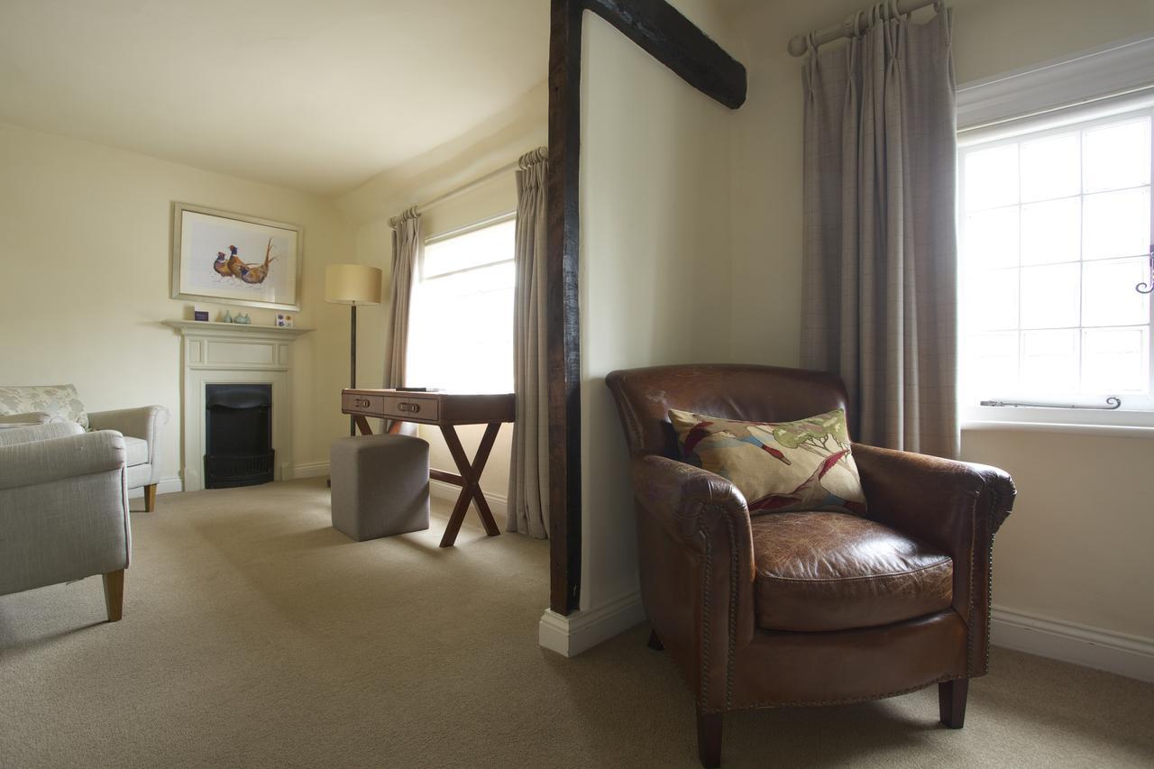 The Royal Oak, Yattendon Frilsham エクステリア 写真