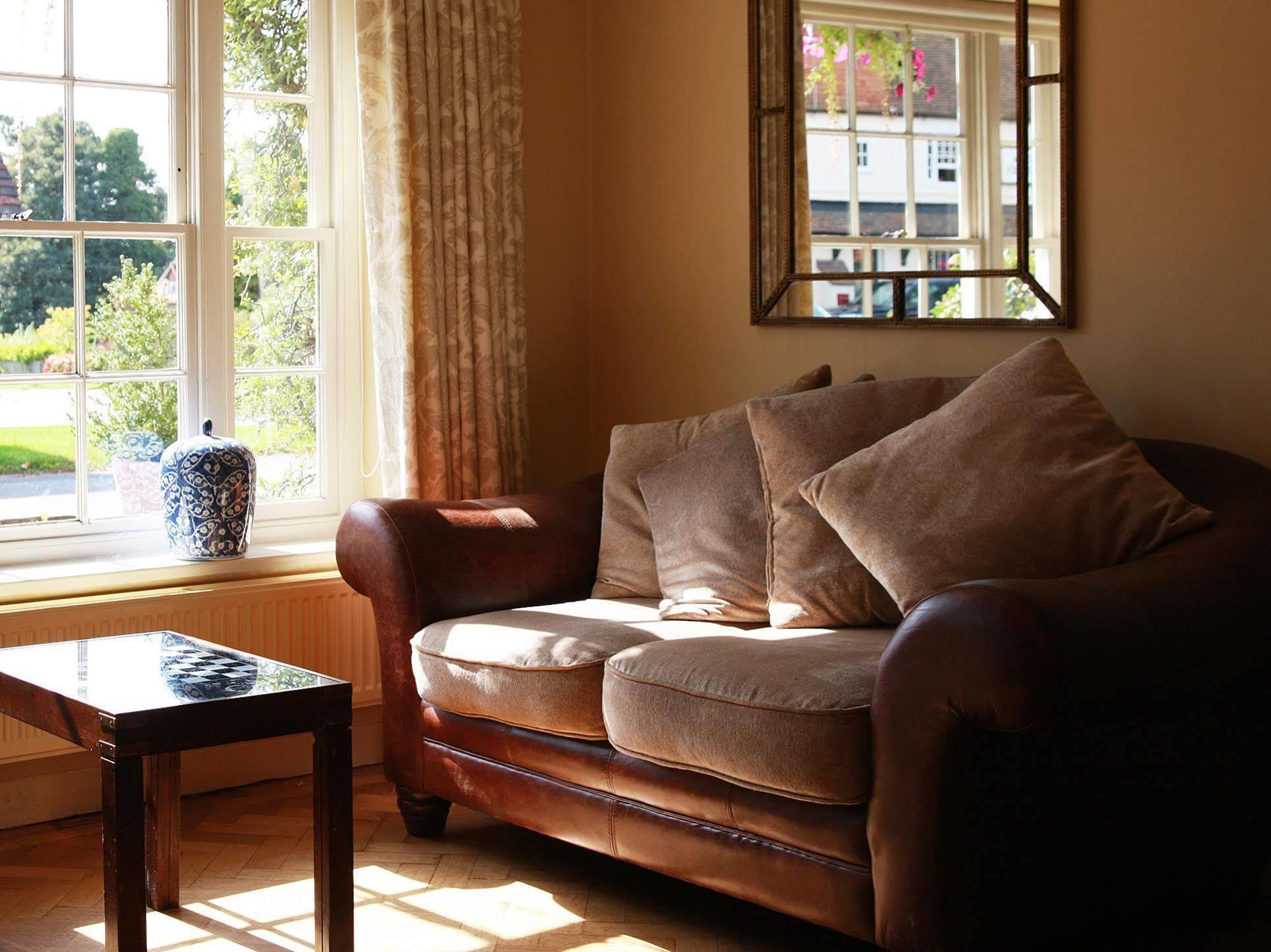 The Royal Oak, Yattendon Frilsham エクステリア 写真