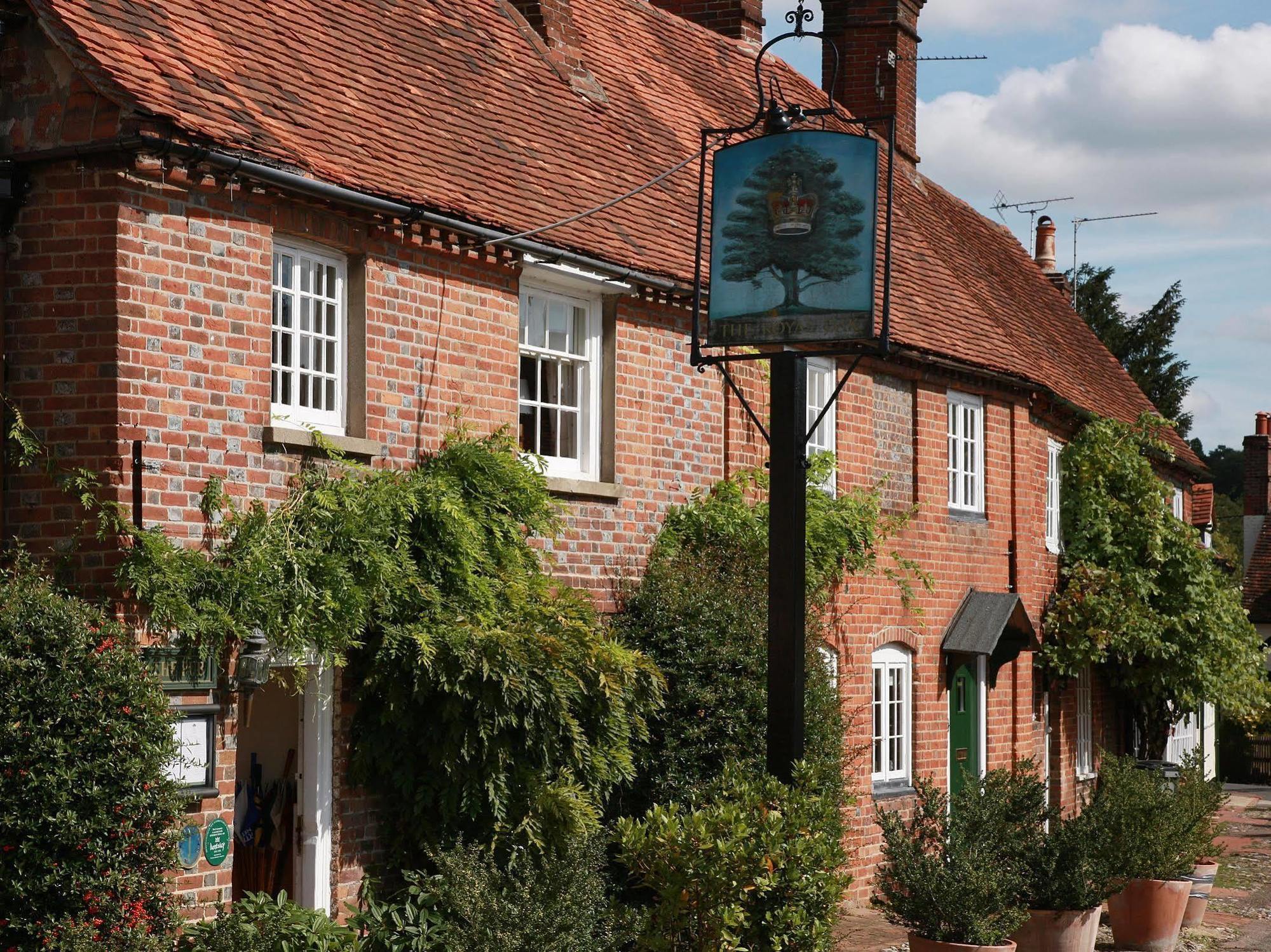 The Royal Oak, Yattendon Frilsham エクステリア 写真
